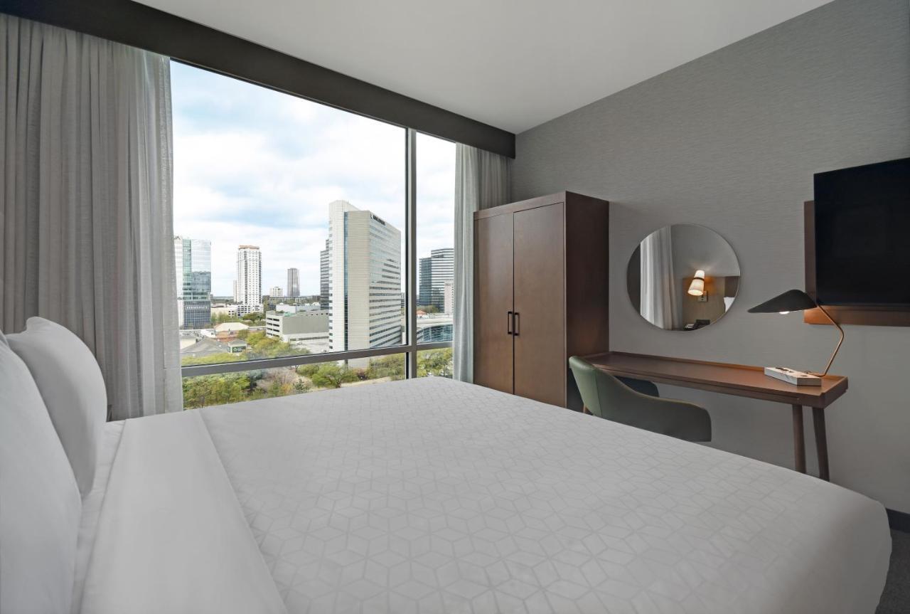 Hotel Staybridge - - Galleria Area By Ihg