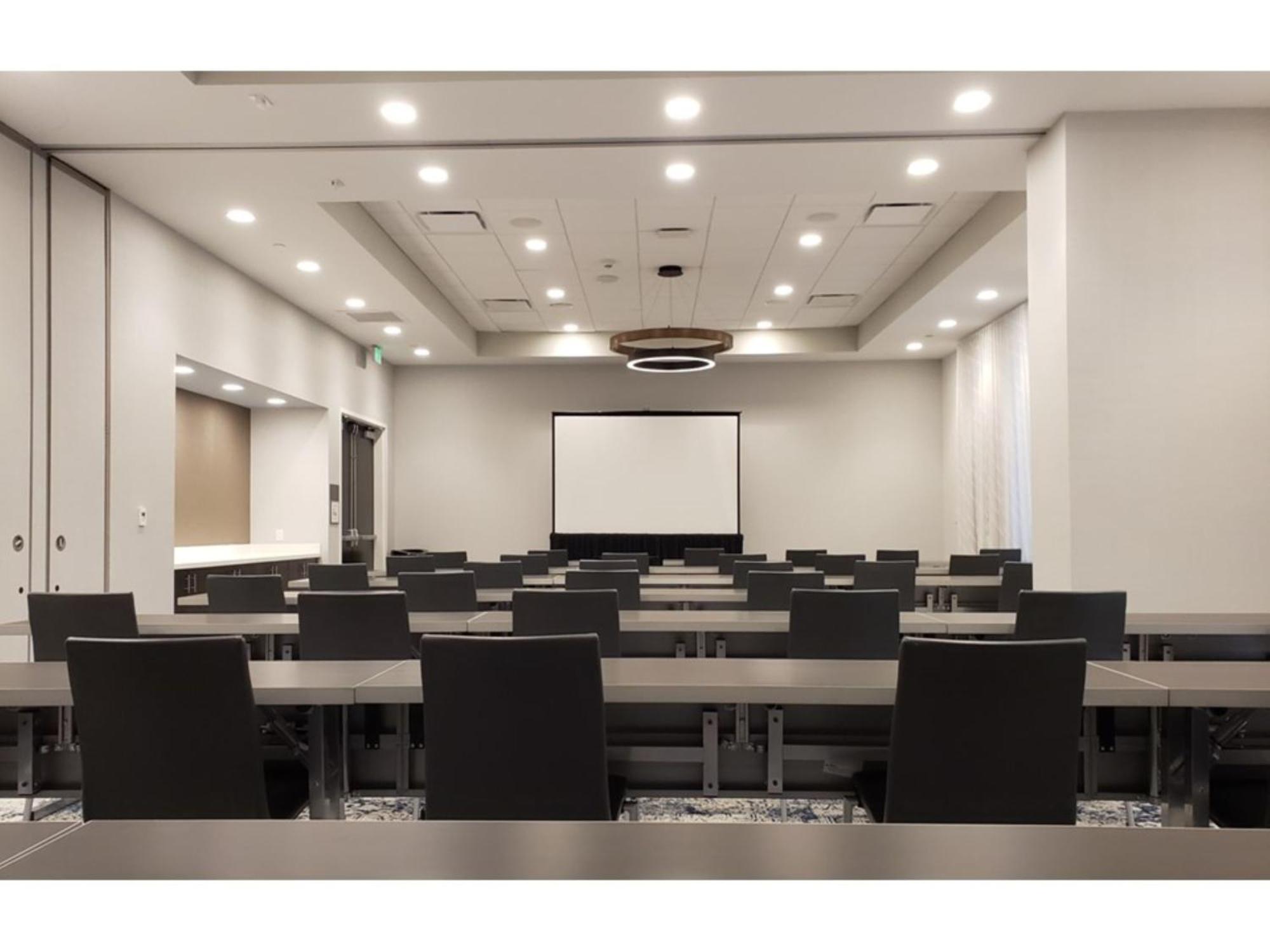 Staybridge - - Galleria Area By Ihg Hotel 3*